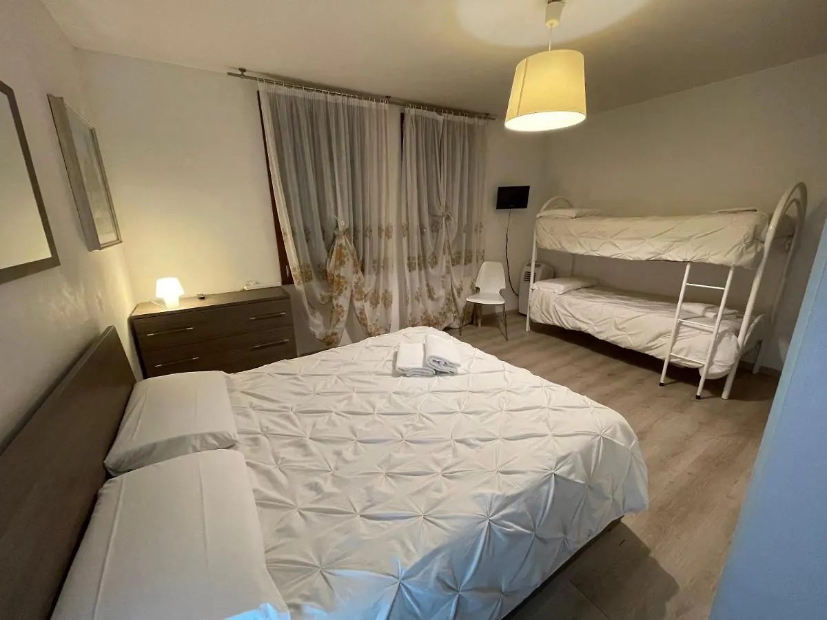 Guest house Romantic Enchantment With Private Bathroom Venice Italy