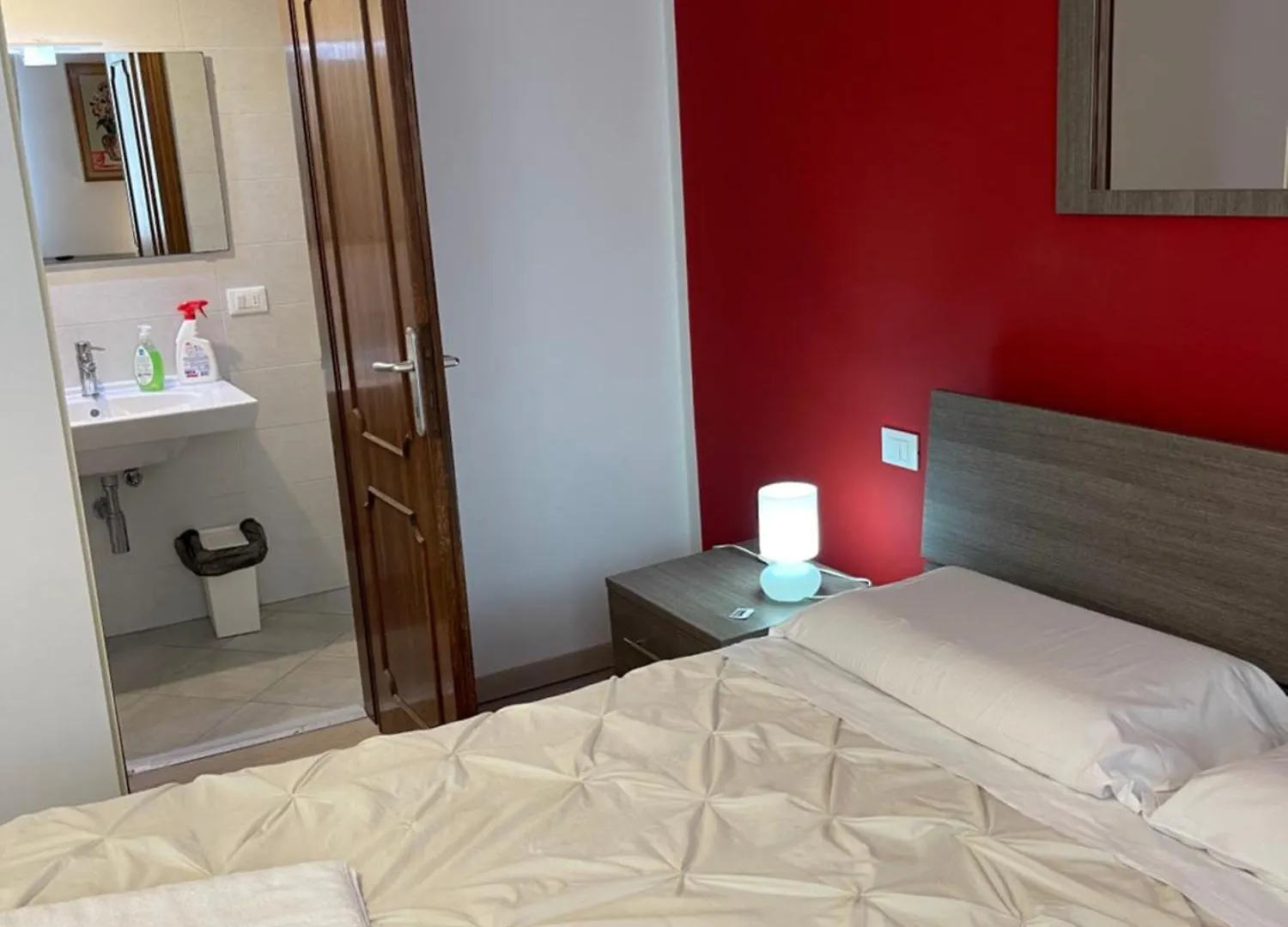 Romantic Enchantment With Private Bathroom Venice Guest house